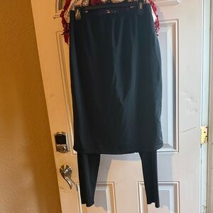 Athletic Women's Skirt With Attached Leggings